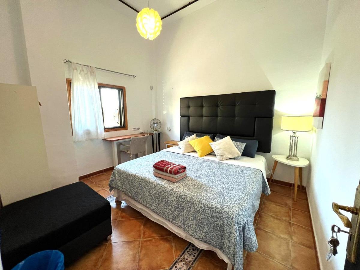 Alcamar Habitacion Privada Con Las Areas De Sala, Cocina Y Bano Que Se Comparten Cerca Al Mar! Alcalá la Real エクステリア 写真