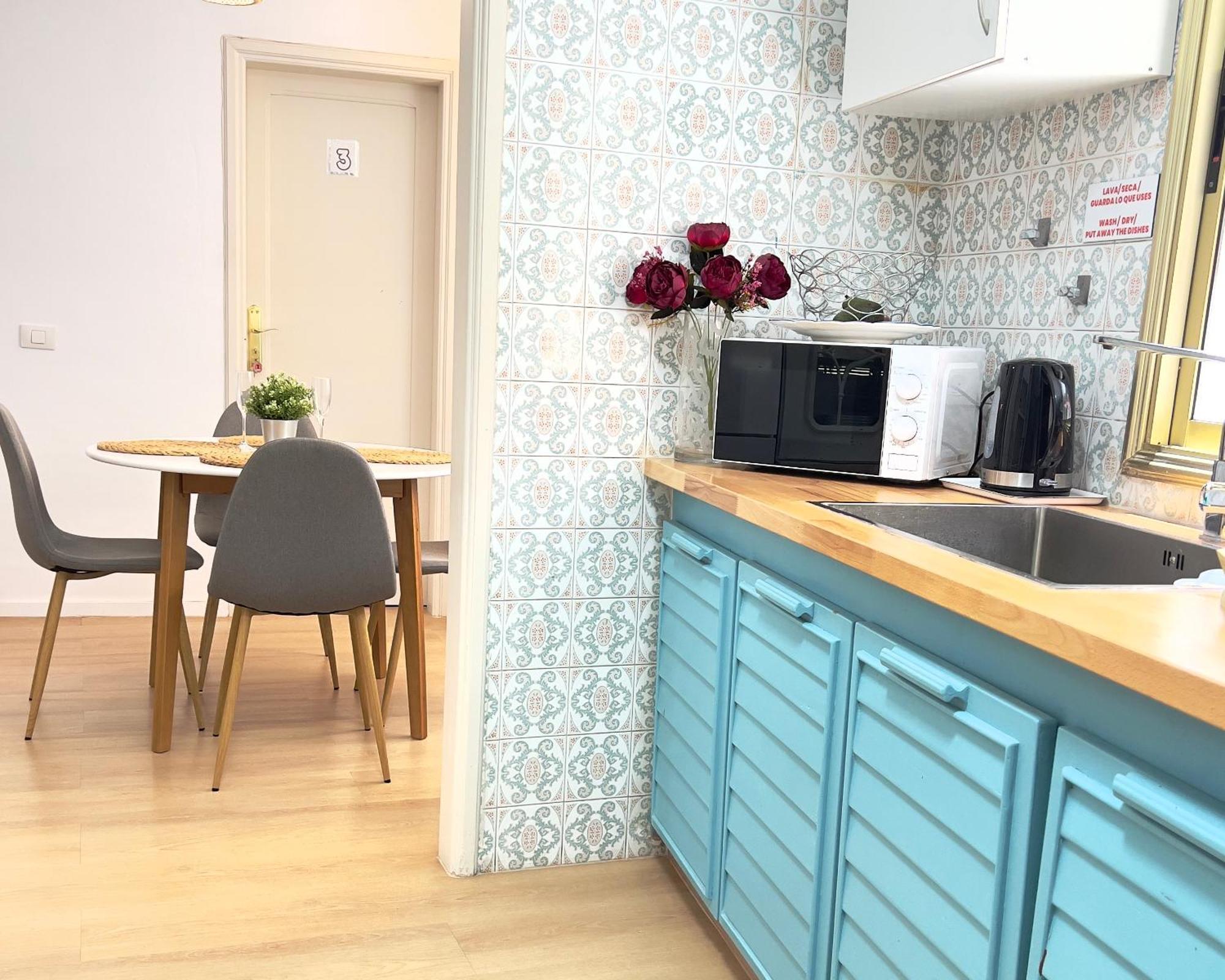 Alcamar Habitacion Privada Con Las Areas De Sala, Cocina Y Bano Que Se Comparten Cerca Al Mar! Alcalá la Real エクステリア 写真