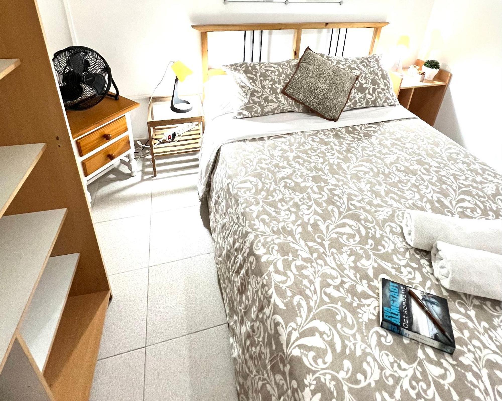 Alcamar Habitacion Privada Con Las Areas De Sala, Cocina Y Bano Que Se Comparten Cerca Al Mar! Alcalá la Real エクステリア 写真