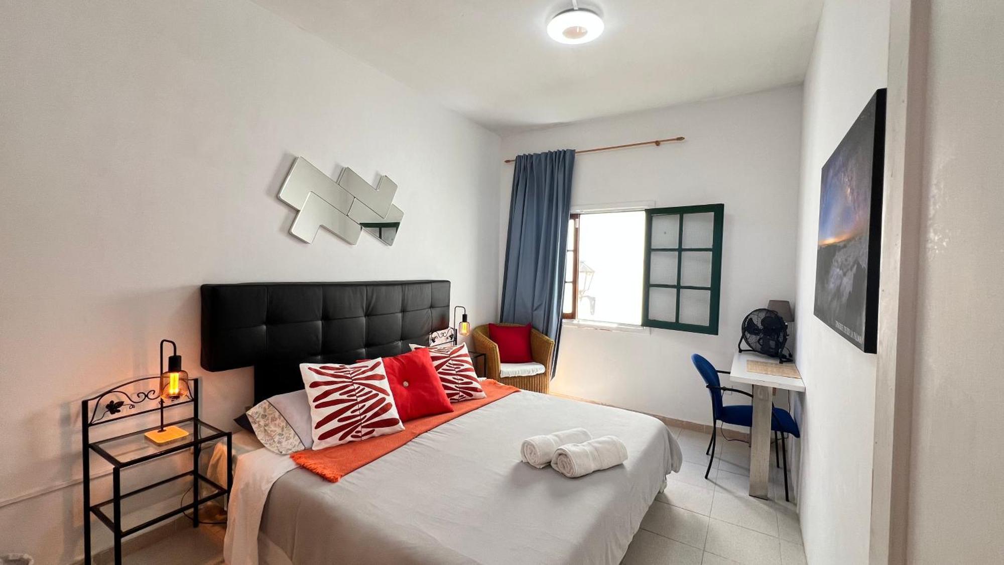 Alcamar Habitacion Privada Con Las Areas De Sala, Cocina Y Bano Que Se Comparten Cerca Al Mar! Alcalá la Real エクステリア 写真